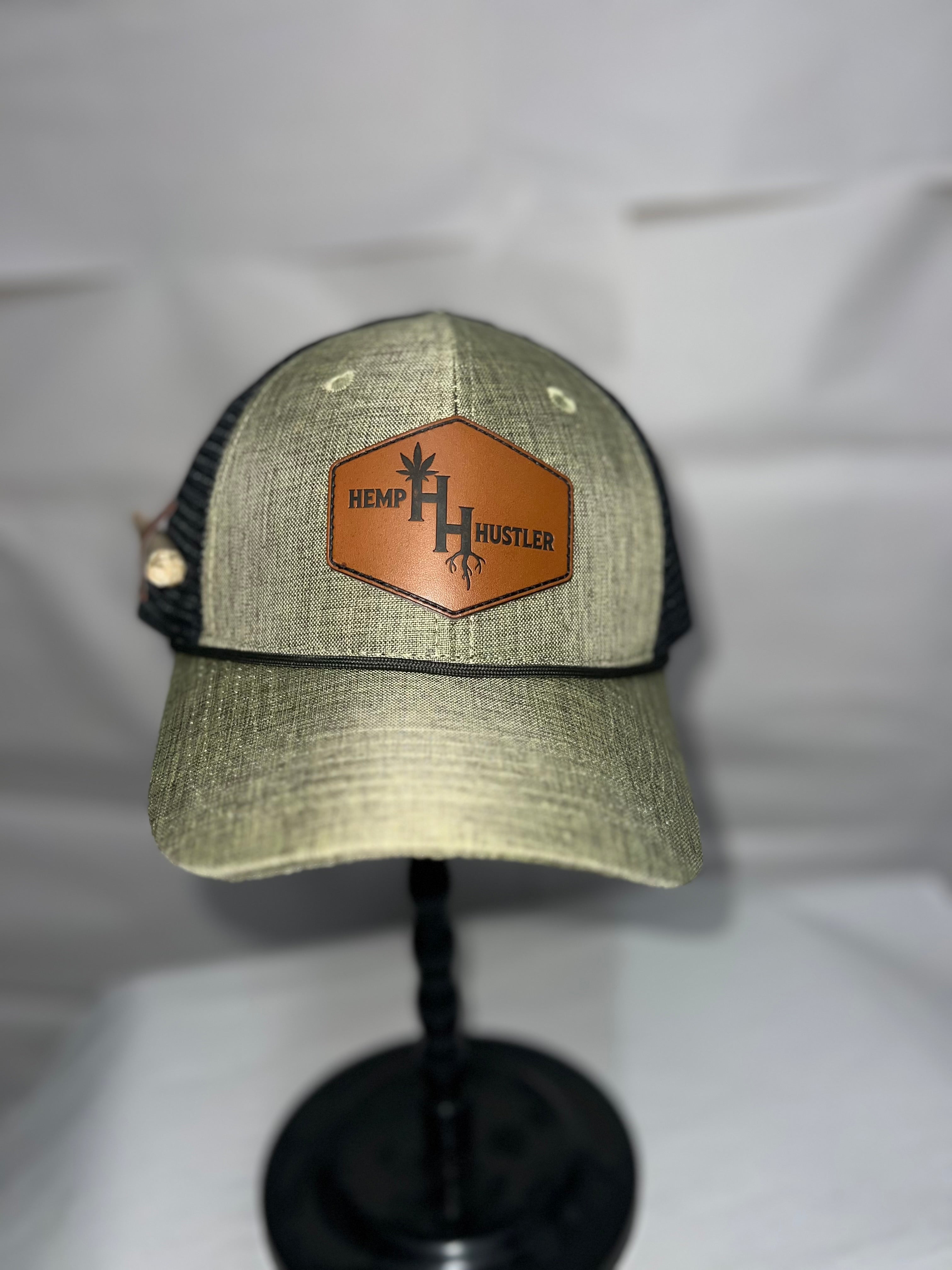 Hustler Preroll Caddy Cap